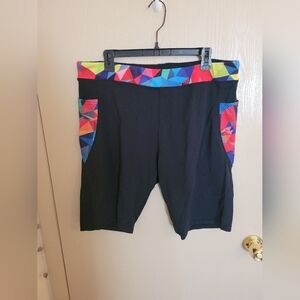 Beroy Womens Plus Size Black Biker Shorts Vibrant Geometric Design 3XL